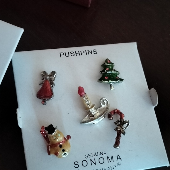 Sonoma gift set 10pc Christmas push pins - Picture 2 of 4